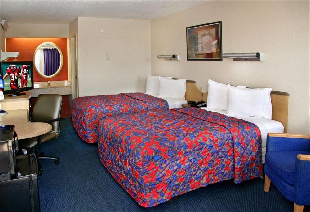 Red Roof Inn Edison Cameră foto